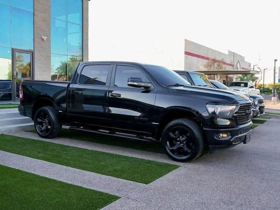 
								2019 Ram Big Horn 4×4 full									