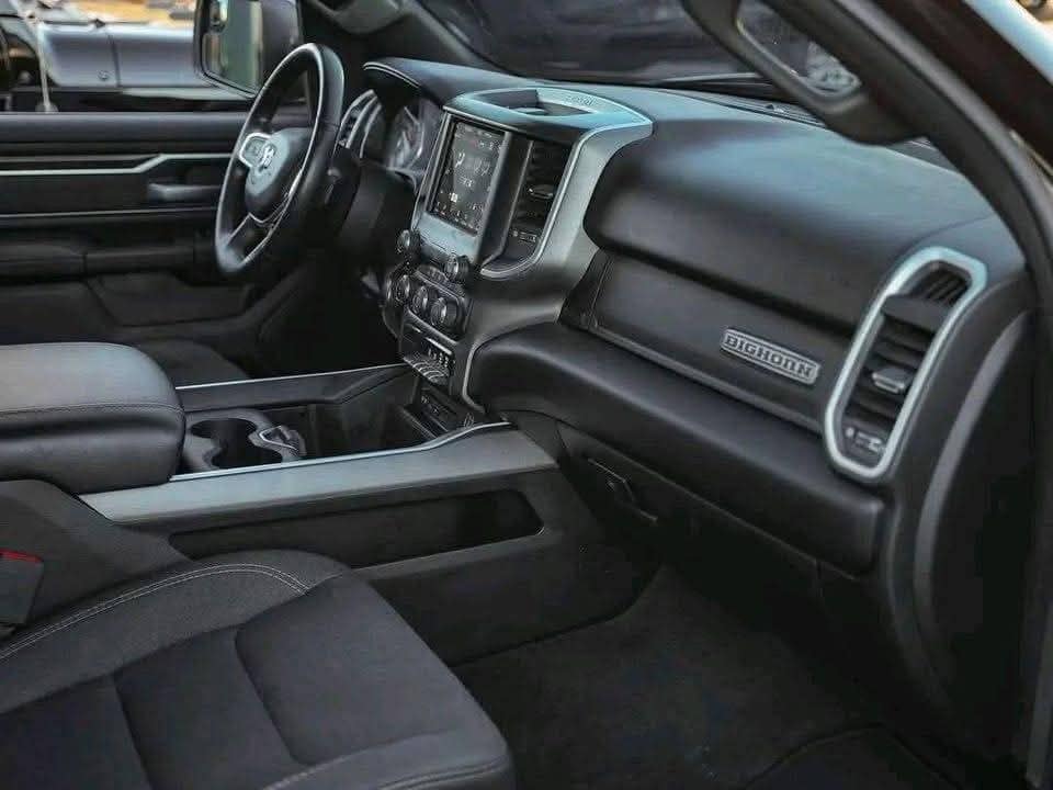 
								2019 Ram Big Horn 4×4 full									