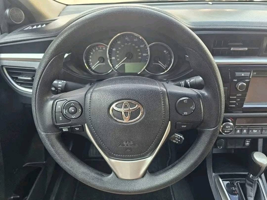 
								2015 Toyota COROLLA full									