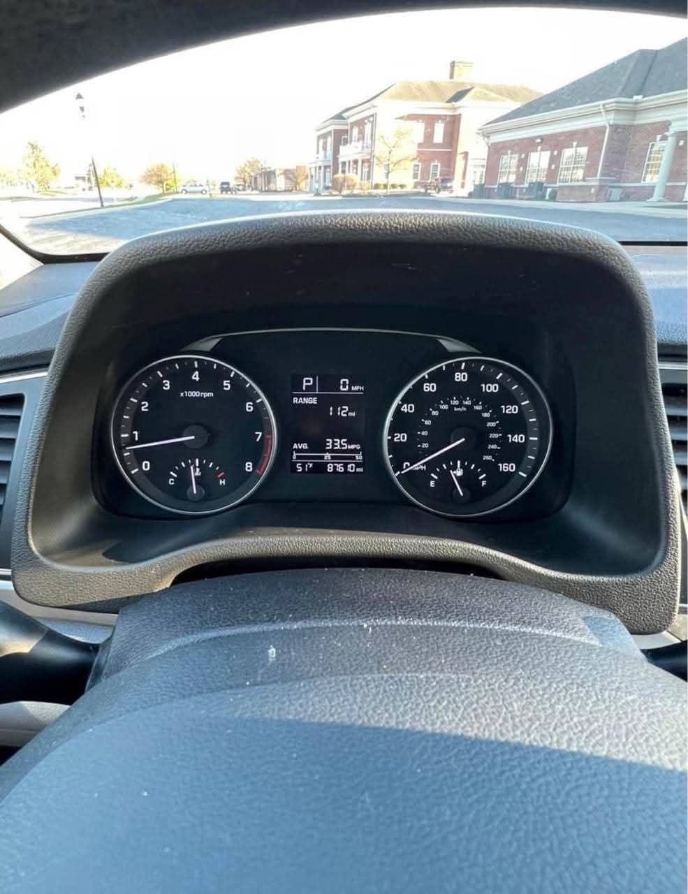 
								2017 Hyundai Elantra full									