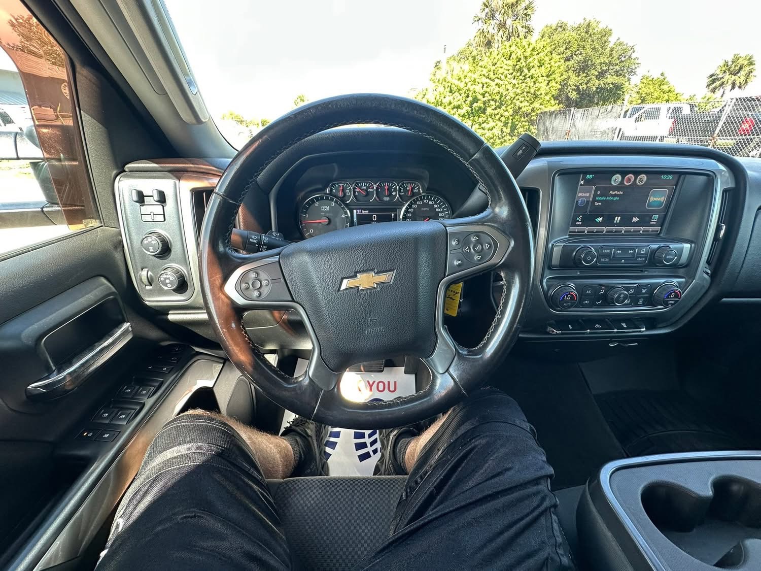 
								2015 Chevrolet 3500 LT 4×4 full									