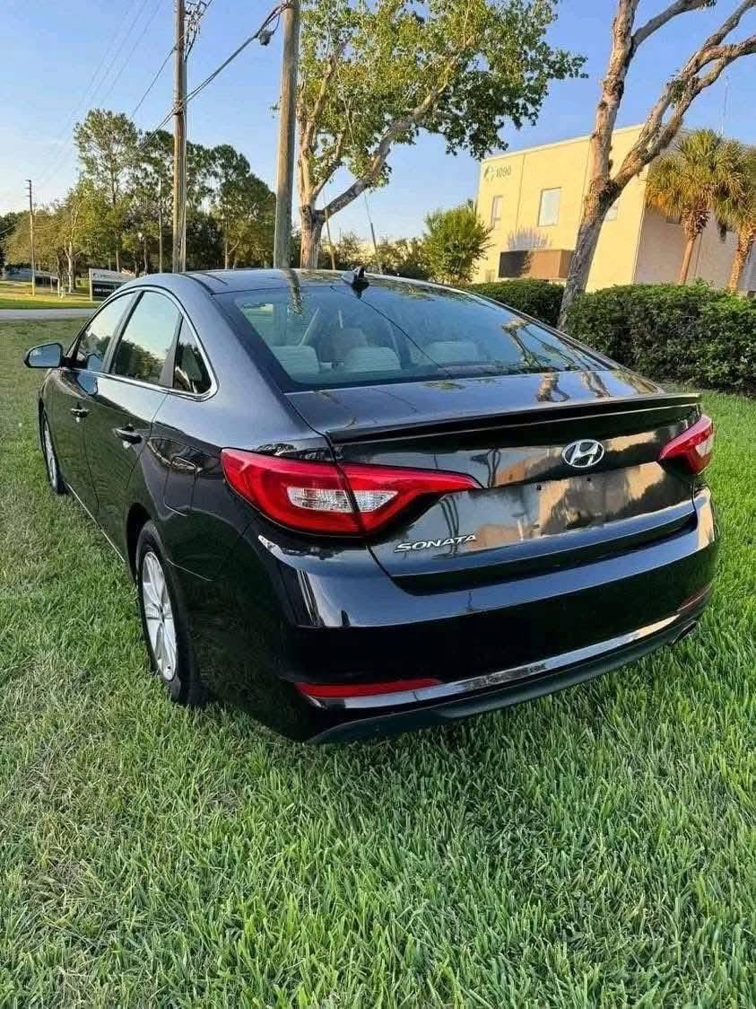 
								2017 Hyundai sonata full									