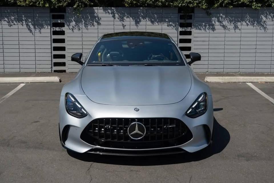 
								2021 Mercedes Benz GT63 AMG full									