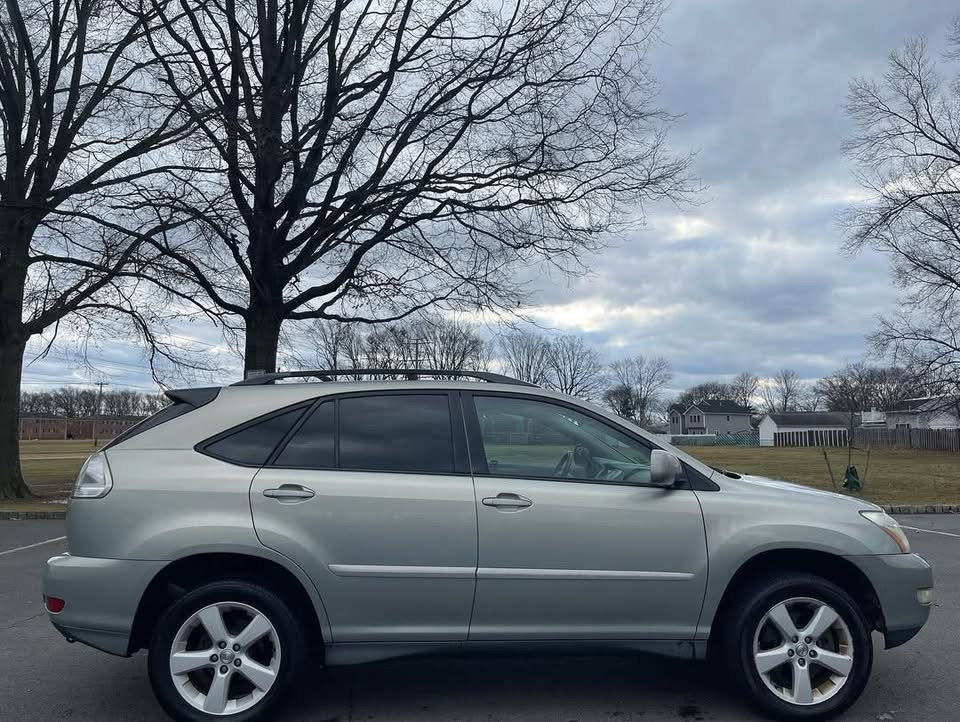 
								2007 Lexus RX 330 full									