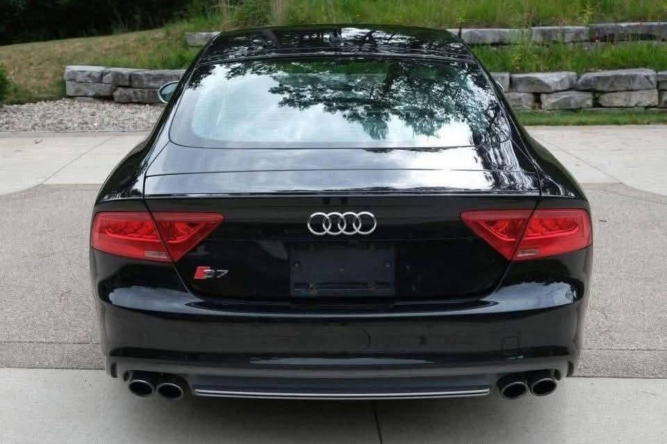 
								2013 Audi S7 Prestige full									