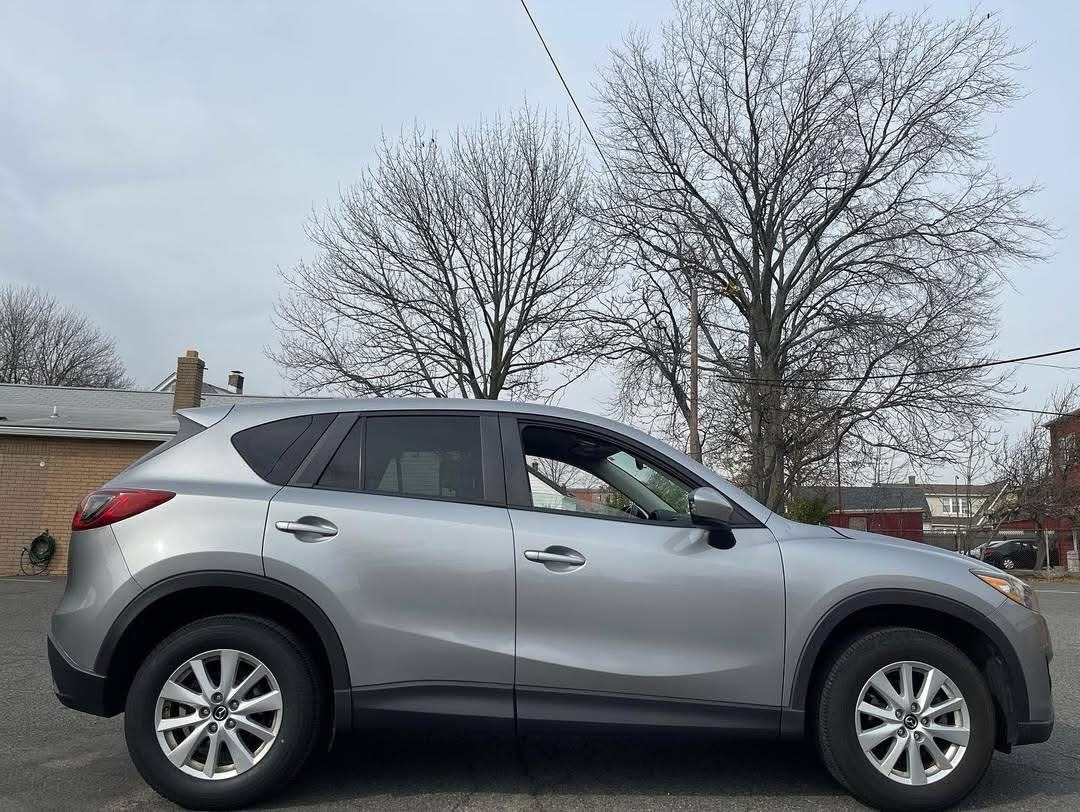 
								2014 MAZDA CX-5 AWD full									