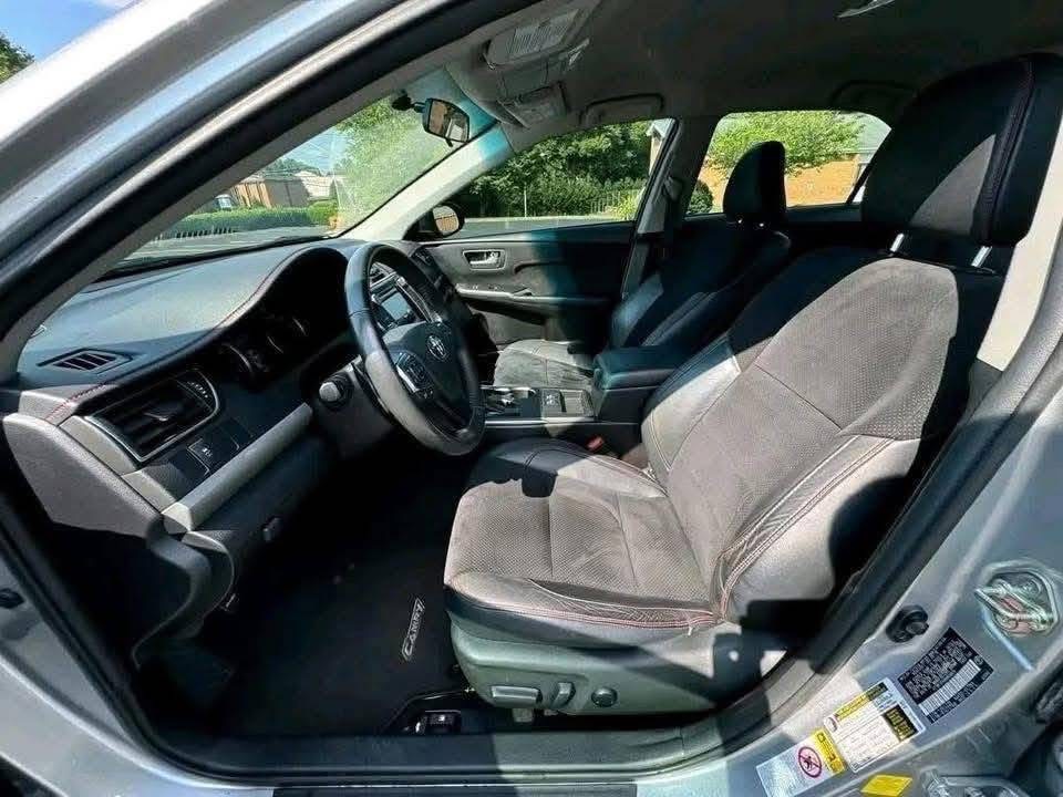 
								2017 TOYOTA CAMRY XSE, full									