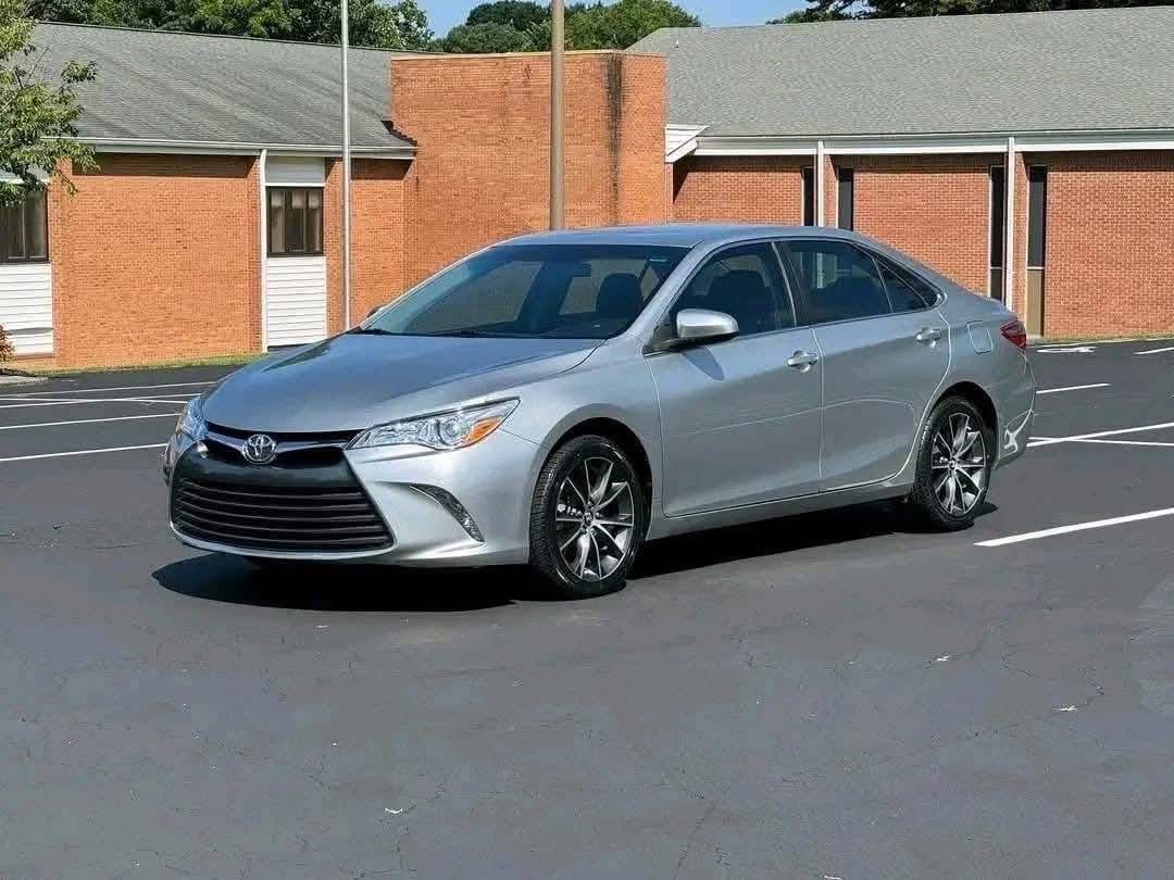 
								2017 TOYOTA CAMRY XSE, full									