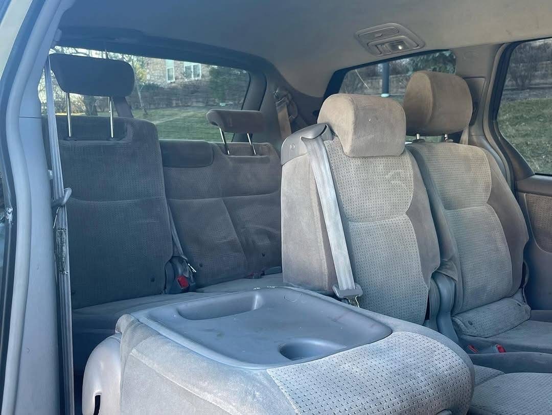 
								2008 Toyota Sienna full									