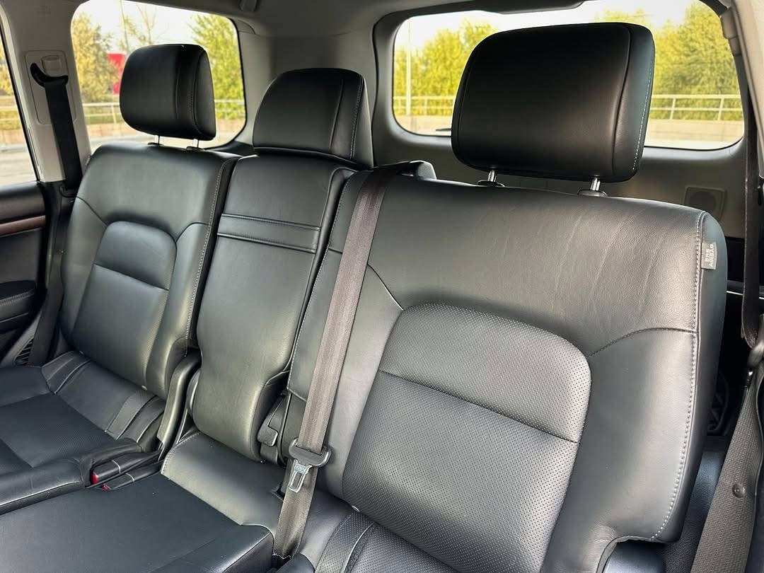 
								2019 TOYOTA LAND CRUISER full									