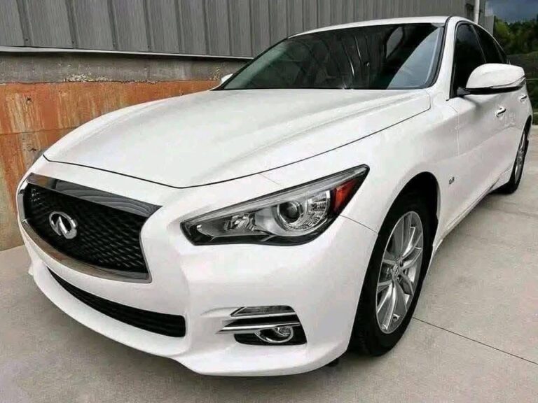 2023 INFINITI Q50