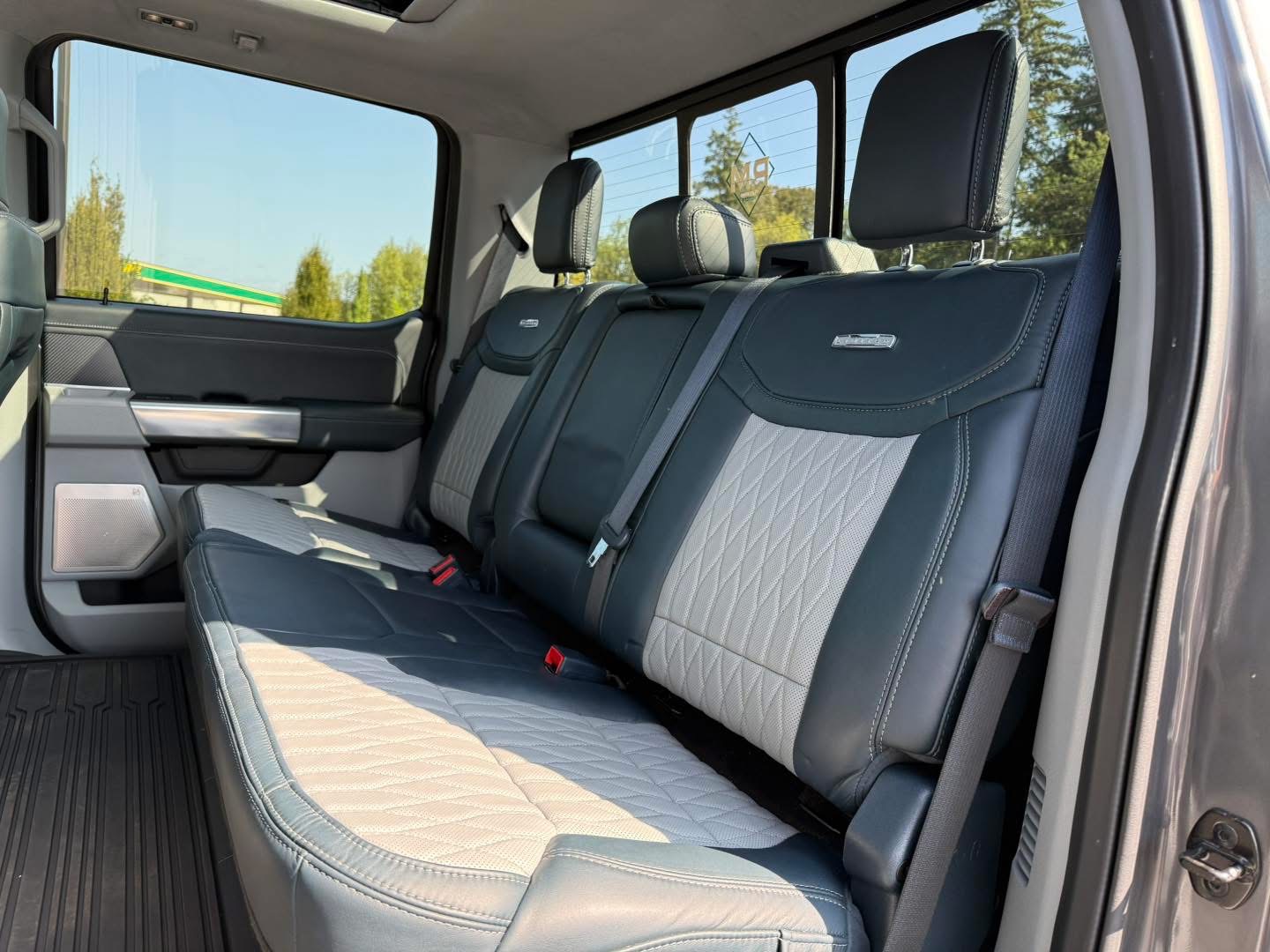 
								2023 F-350 limited full									