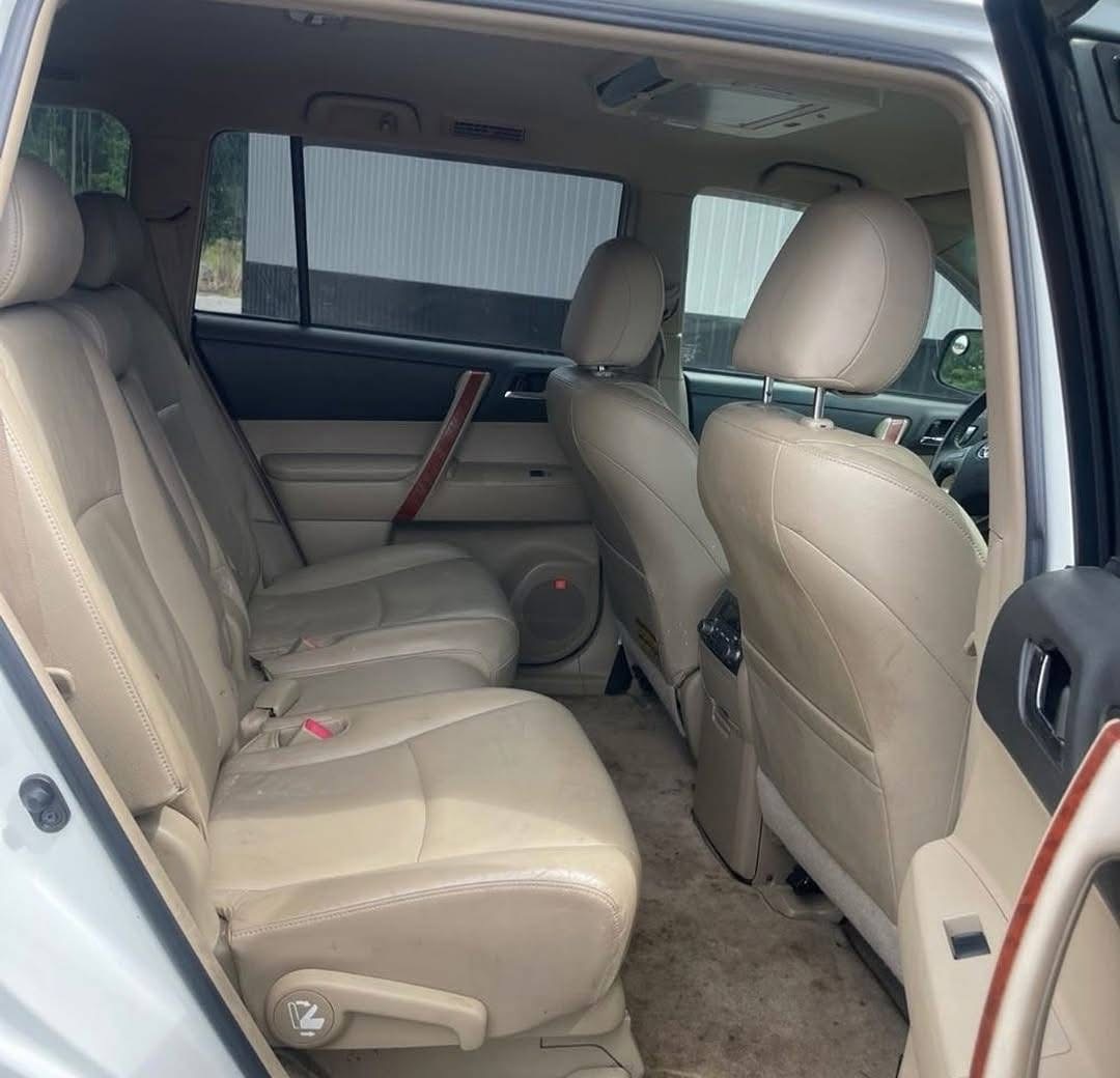 
								2008 Toyota Highlander LIMITED full									