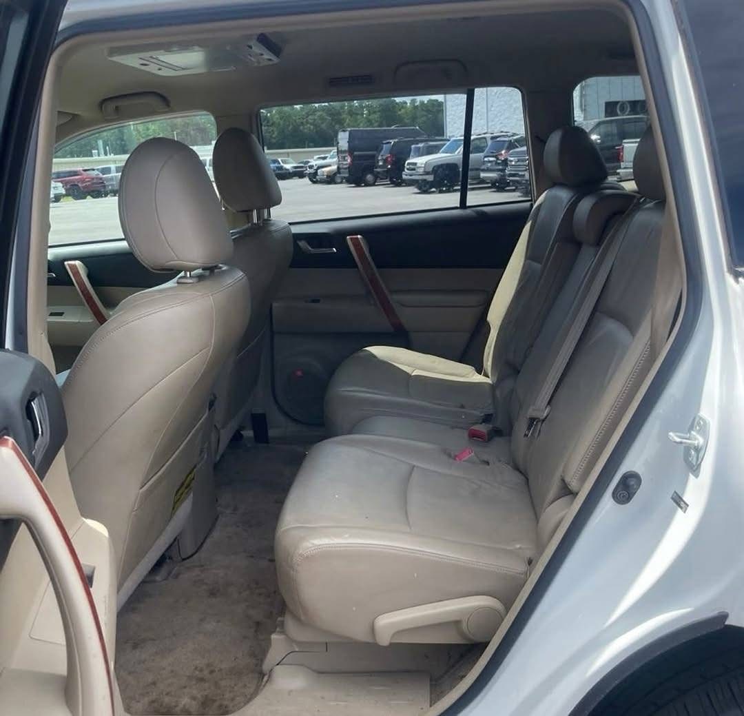 
								2008 Toyota Highlander LIMITED full									