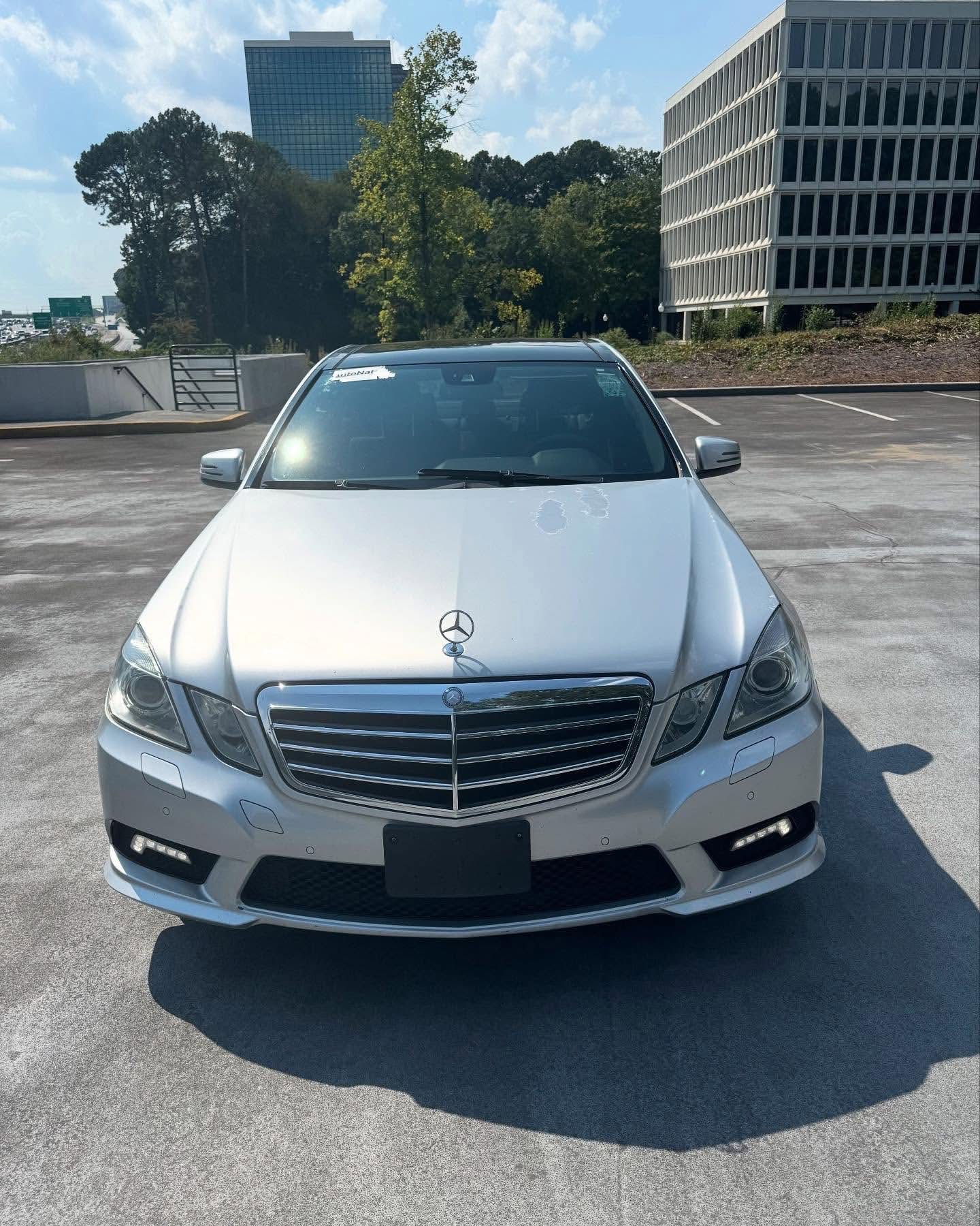 
								2011 Mercedes-Benz E63 full									