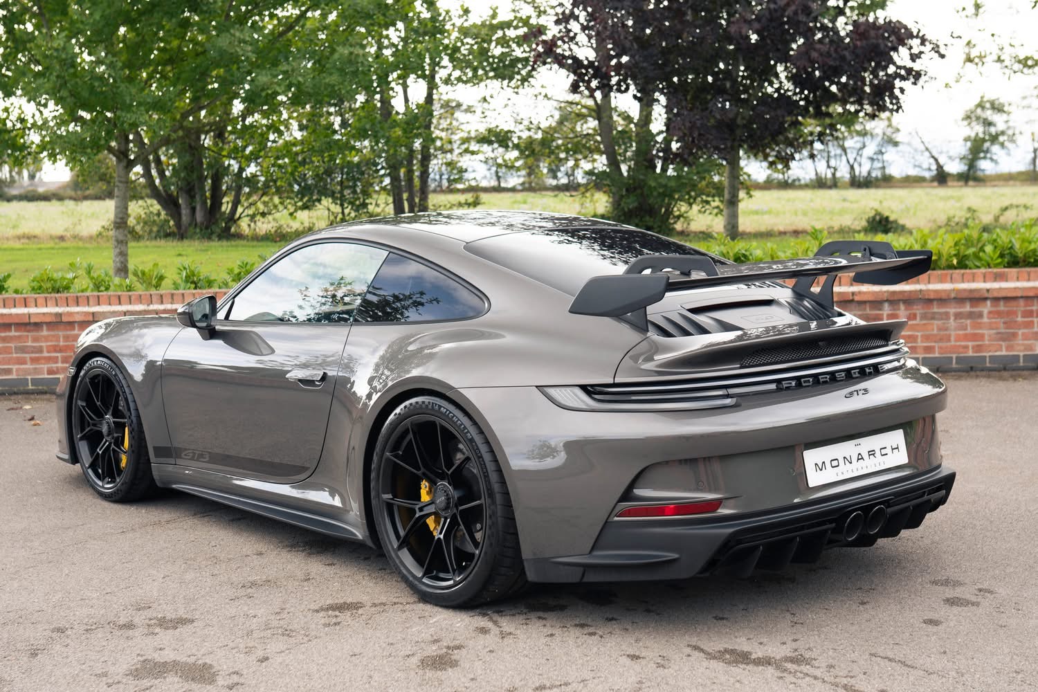 
								2024 Porsche 911 992.1 GT3 Clubsport full									