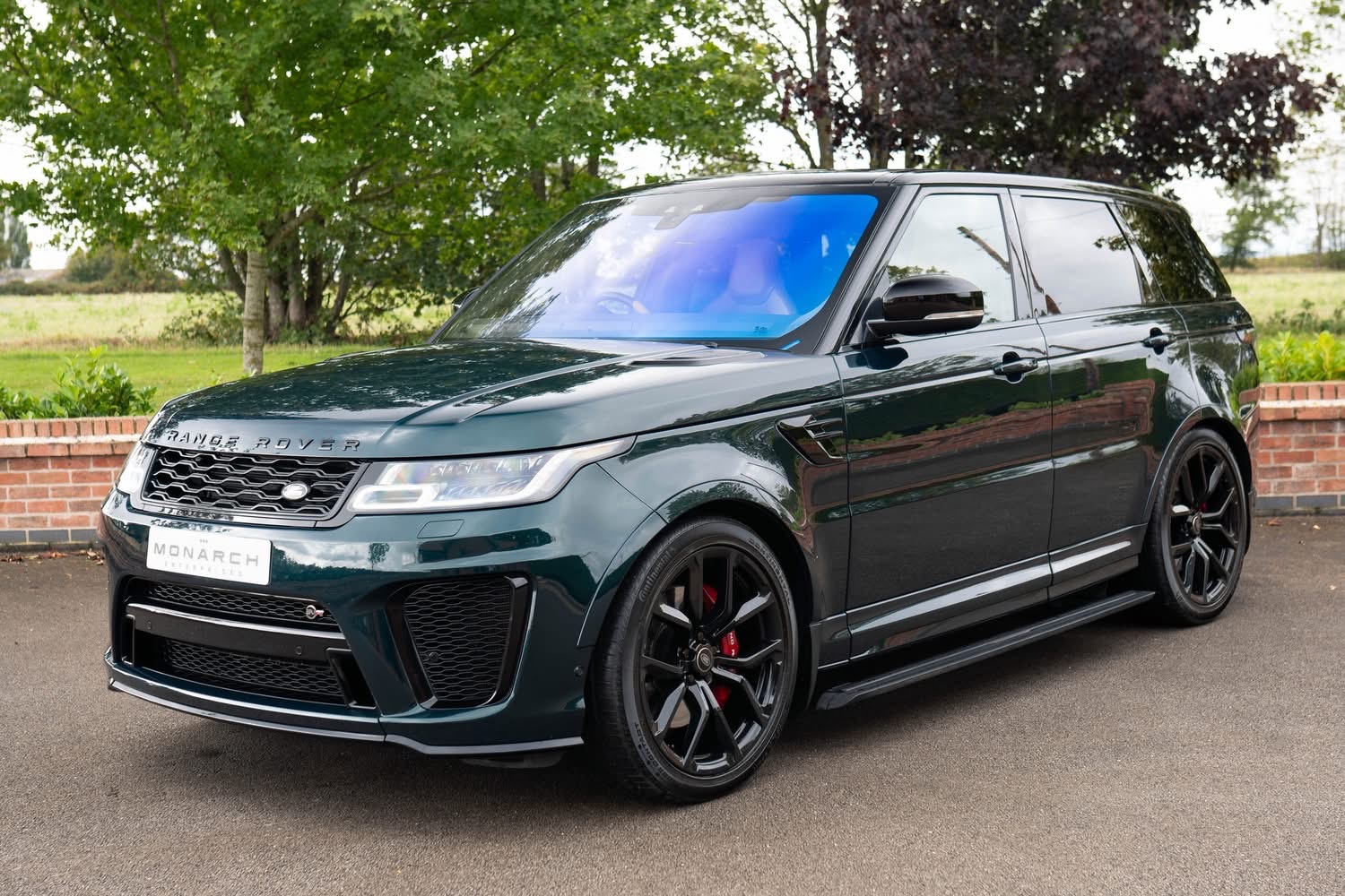
								2020 Range Rover Sport SVR full									