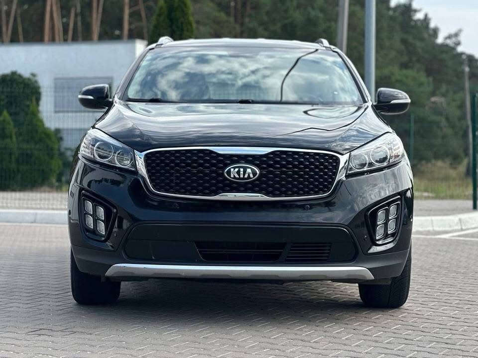 
								2015 Kia Sorento full									