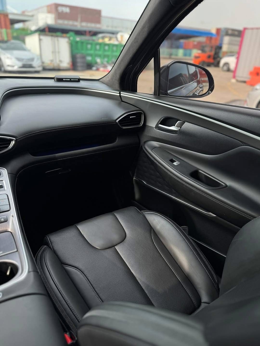 
								2021 Hyundai Santa Fe full									