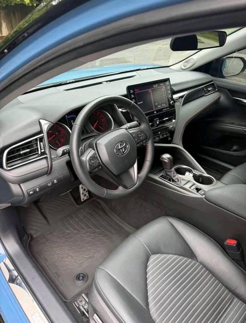 
								2022 Camry TRD V6 full									