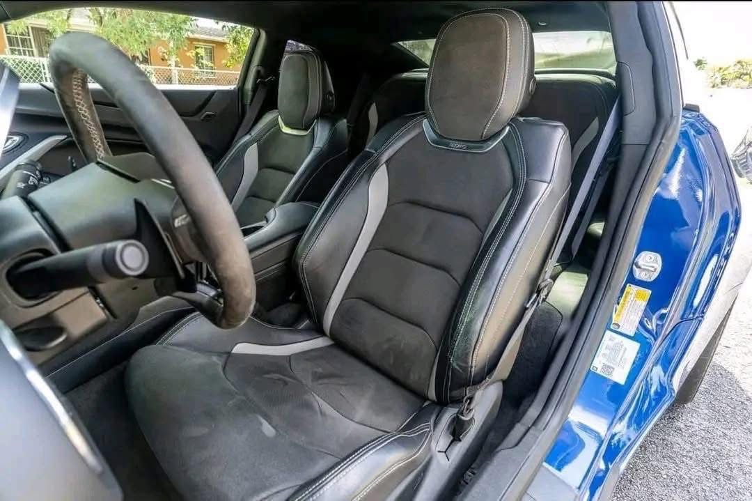 
								2020 Chevrolet Camaro 1SS full									