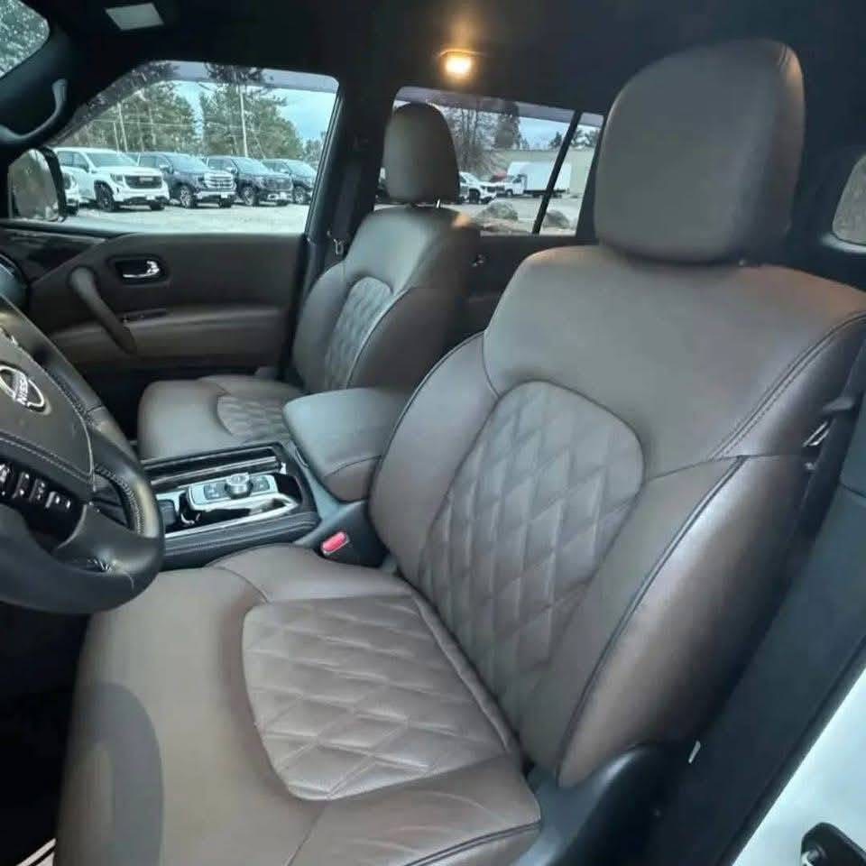 
								2024 Nissan Armada · Platinum full									