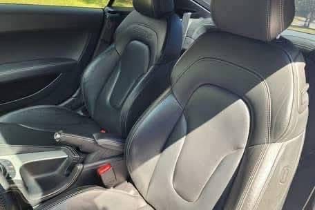 
								2012 Audi TT RS full									