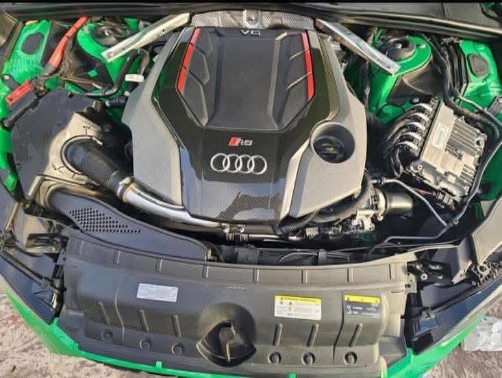 
								2022 Audi RS5 Sportback full									