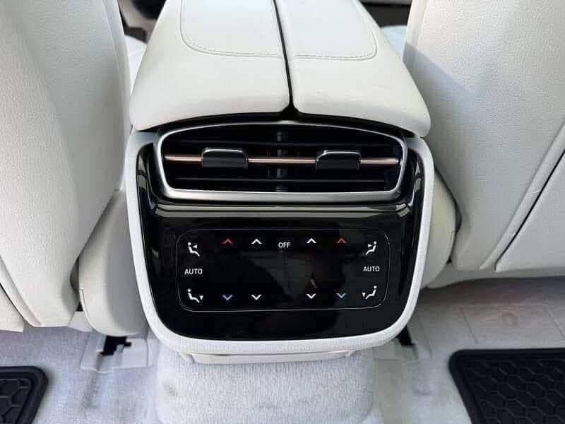 
								2022 Mercedes-Benz EQS 580 full									