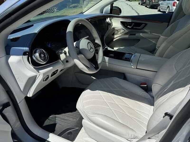 
								2022 Mercedes-Benz EQS 580 full									