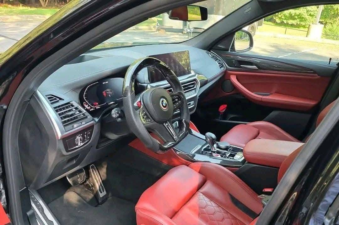 
								2022 BMW X4 M Competition full									