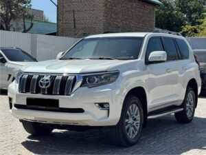 2017 TOYOTA PRADO