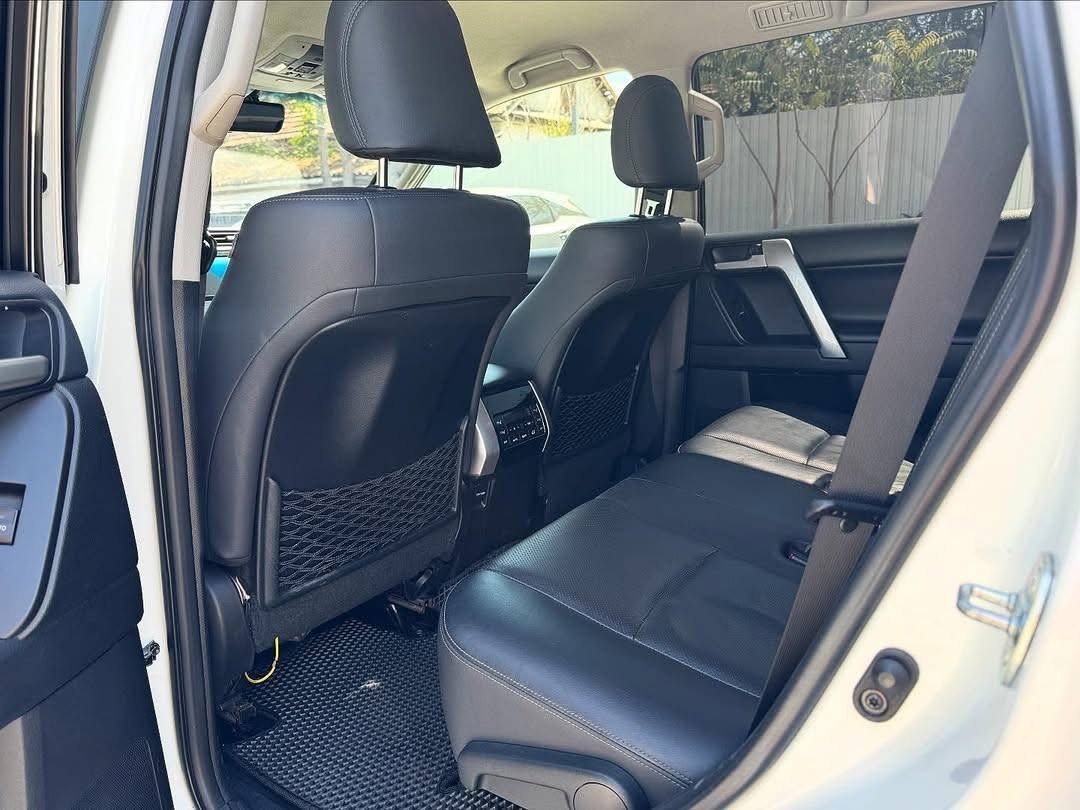 
								2017 TOYOTA PRADO full									