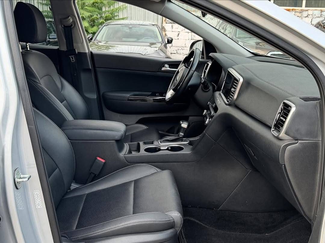 
								2019 KIA SPORTAGE full									