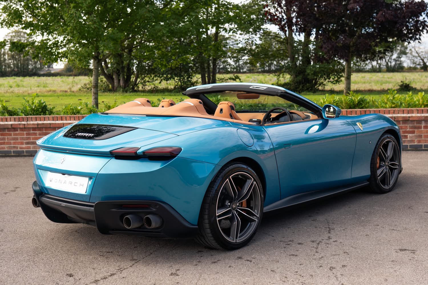 
								2024/73 Ferrari Roma Spider full									