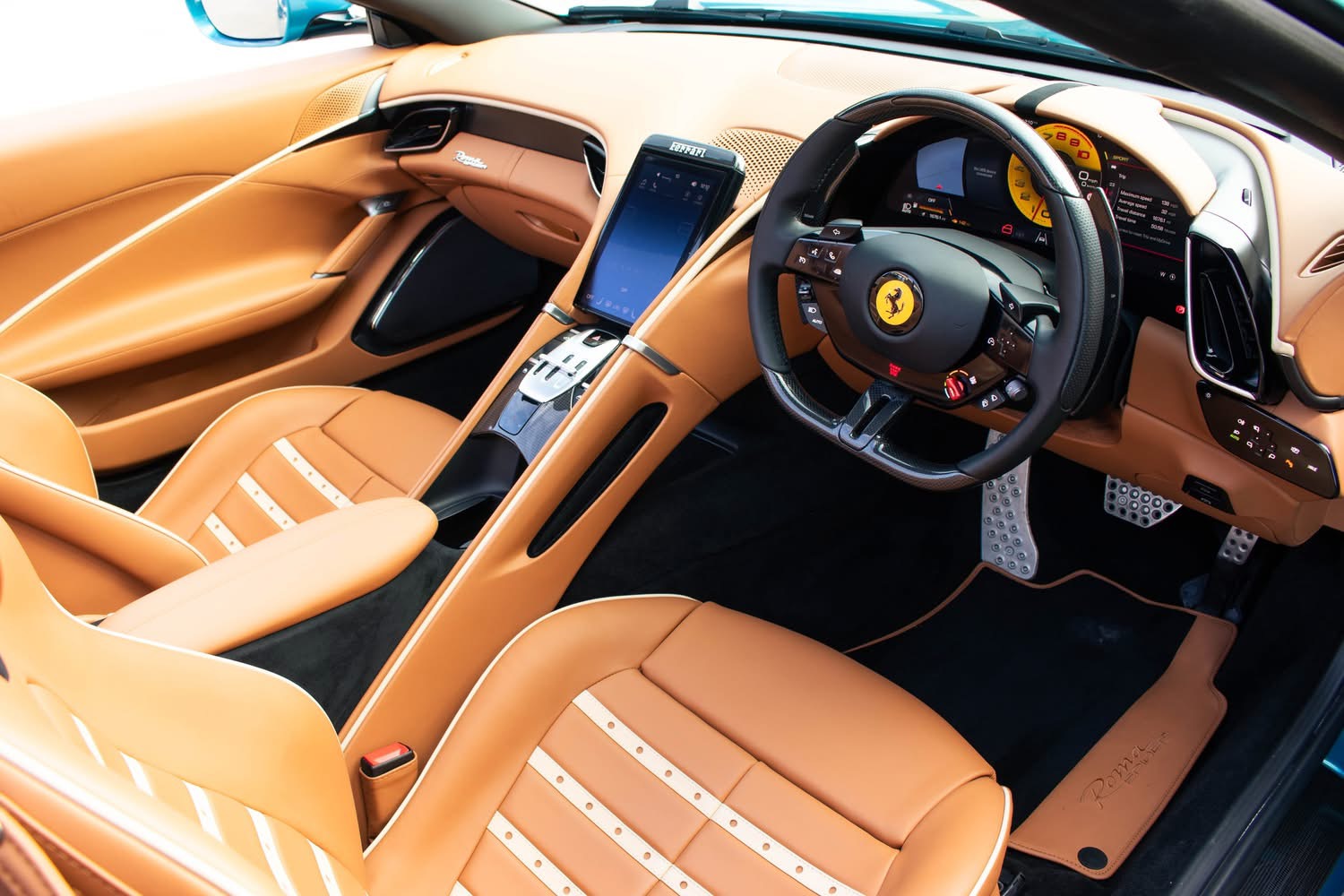 
								2024/73 Ferrari Roma Spider full									