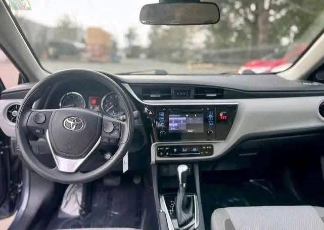 
								2015 Toyota Corolla full									