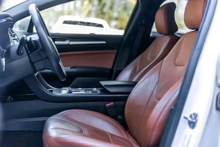 
								2019 Ford Fusion Titanium AWD full									