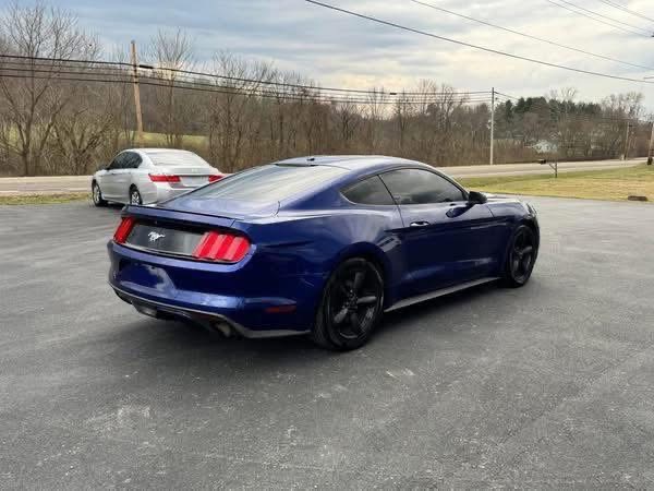 
								2015 Ford Mustang Ecoboost Premium full									