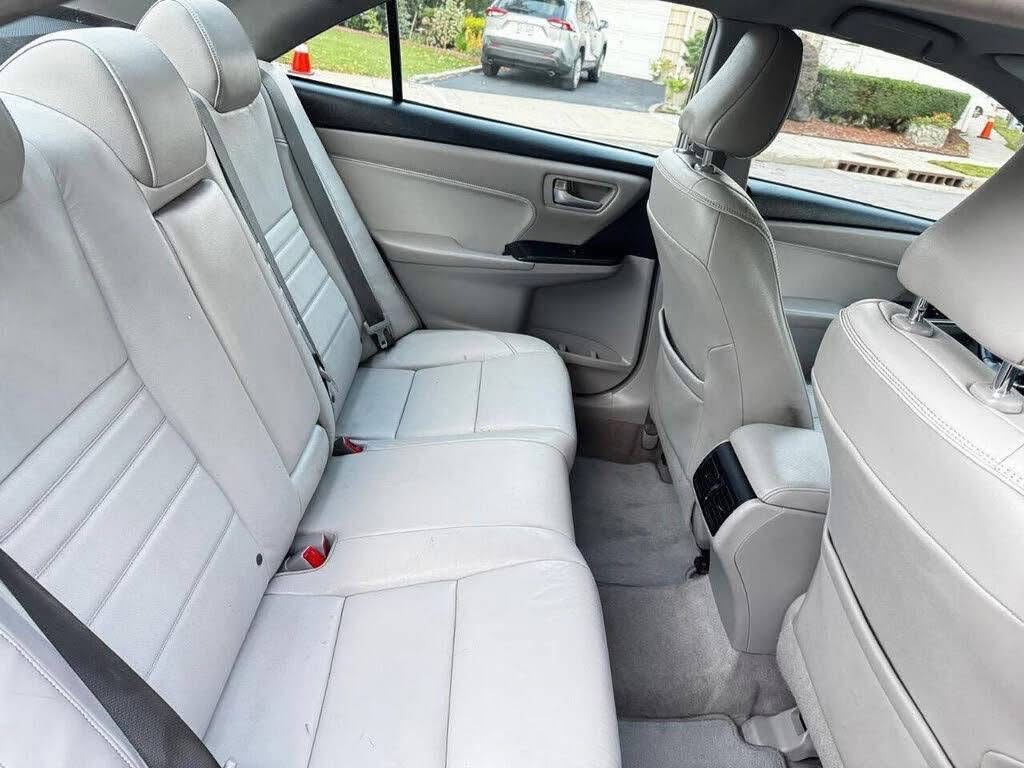 
								2015 Toyota Camry XLE full									