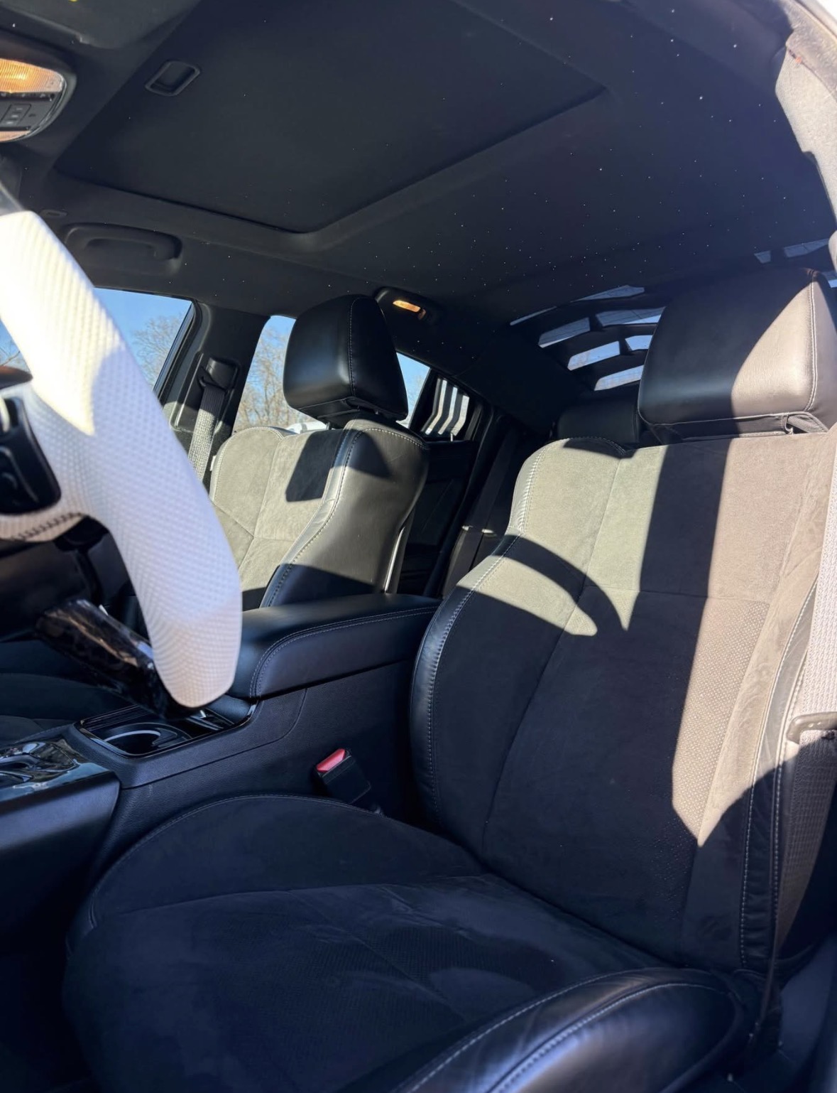 
								2022 Dodge Charger · R/T Sedan 4D full									